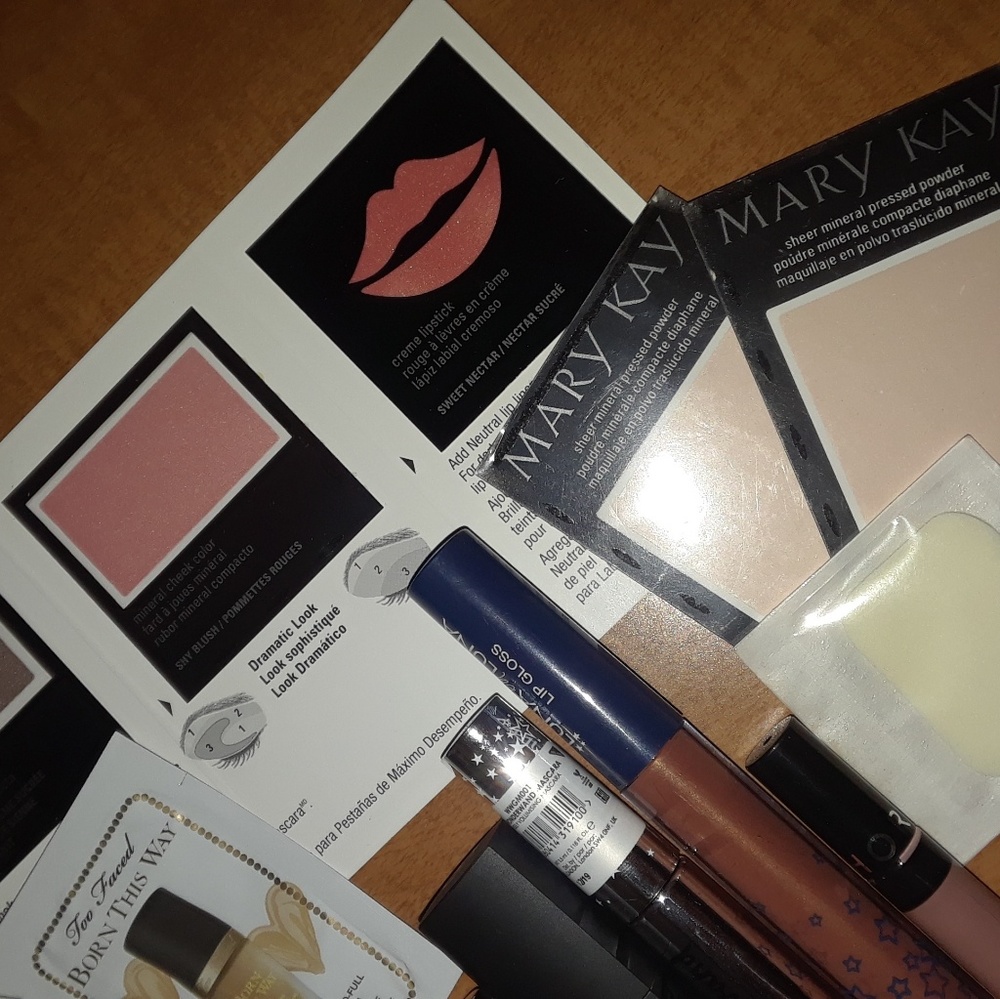 Makeup Lot - Picture 4 of 8